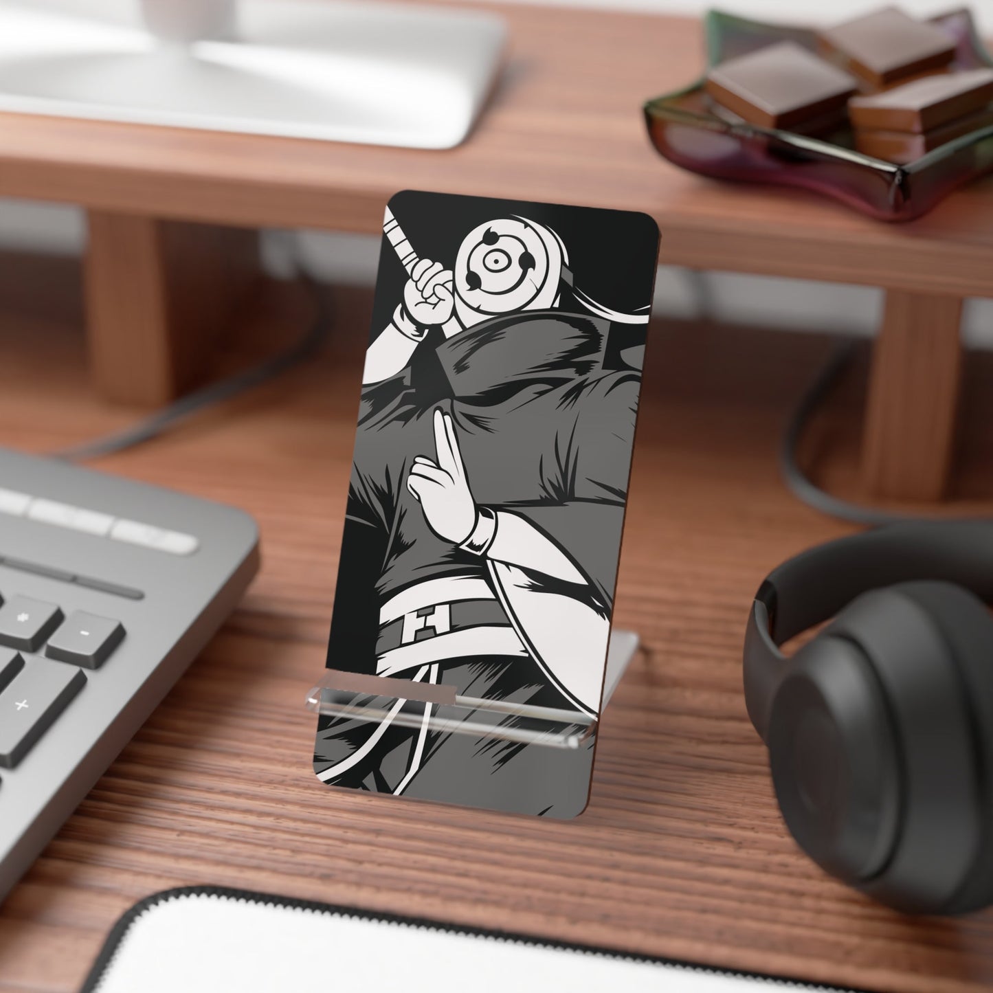 Obito Uchiha (Tobi) Smartphone Stand – Akatsuki Edition Desk Holder - AnimeKraf.com
